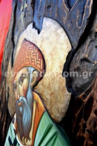 Άγιος Σπυρίδων Χειροποίητη Ξυλόγλυπτη Αγιογραφία