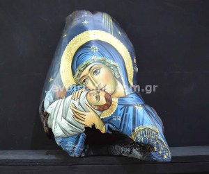 Η Γέννησις Χειροποίητη Αγιογραφία Σε Φυσικό Κούτσουρο