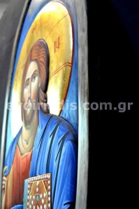 Ιησούς Χριστός Παντοκράτωρ Χειροποίητη Αγιογραφία με Αληθινό Χρυσό 24Κ Σε Οβάλ Ξύλο