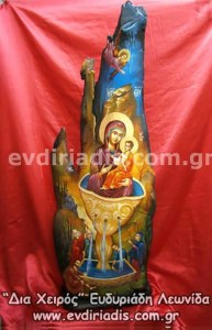 Παναγία Η Ζωοδόχος Πηγή Χειροποίητη Αγιογραφία Σε Φυσικό Κορμό Δέντρου Κούτσουρο