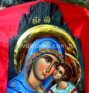 Παναγία Χειροποίητη Αγιογραφία με Αληθινό Χρυσό 24Κ Στιλβωτό